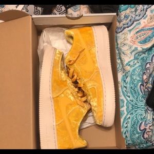 NEVER WORN! ✨Nike Air Force 1  Yellow suede size 6